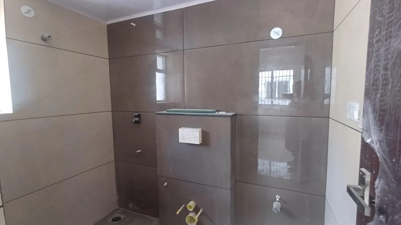 Confident White Berry - project image 4