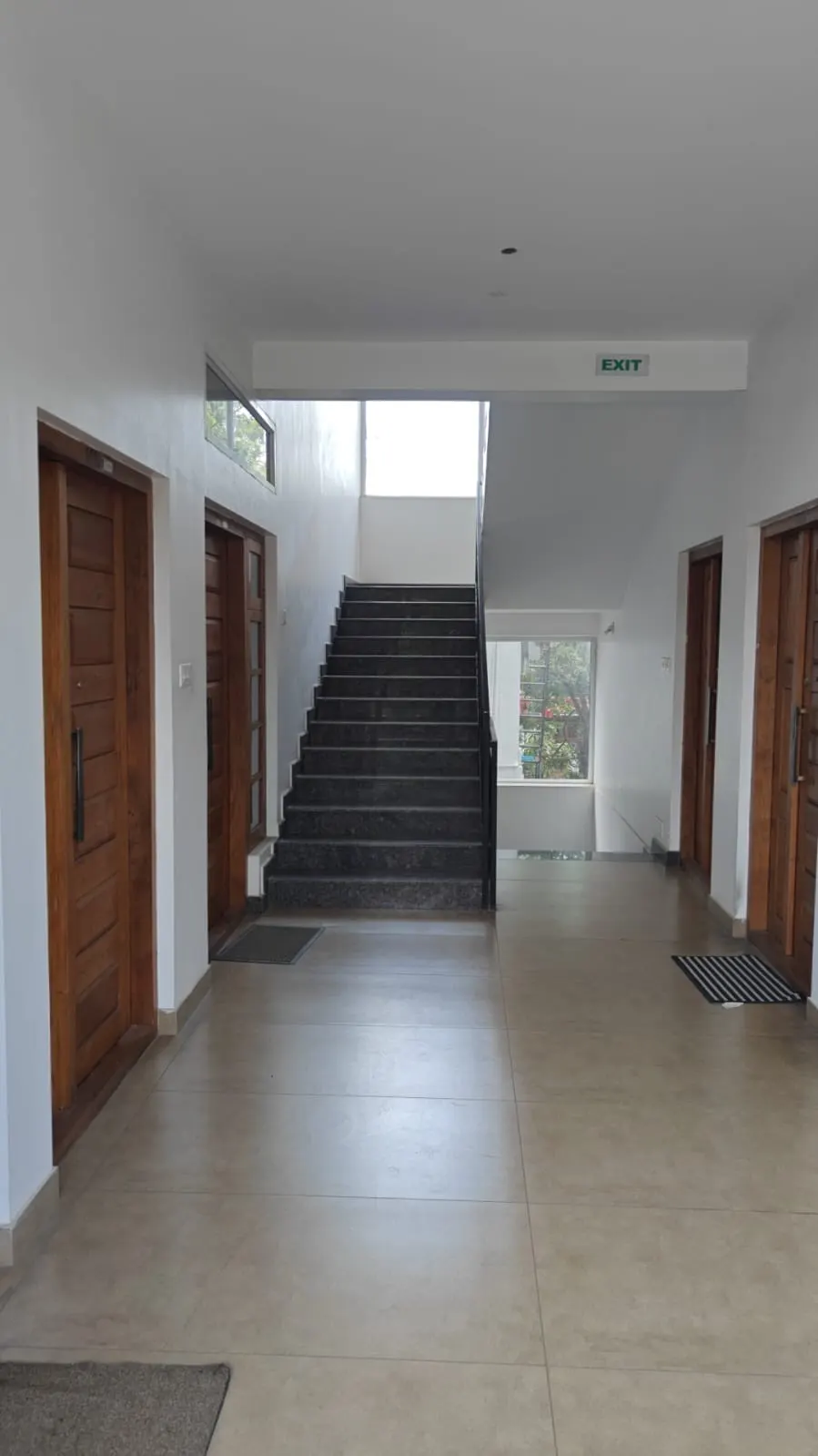 Ishna residence - project image 4