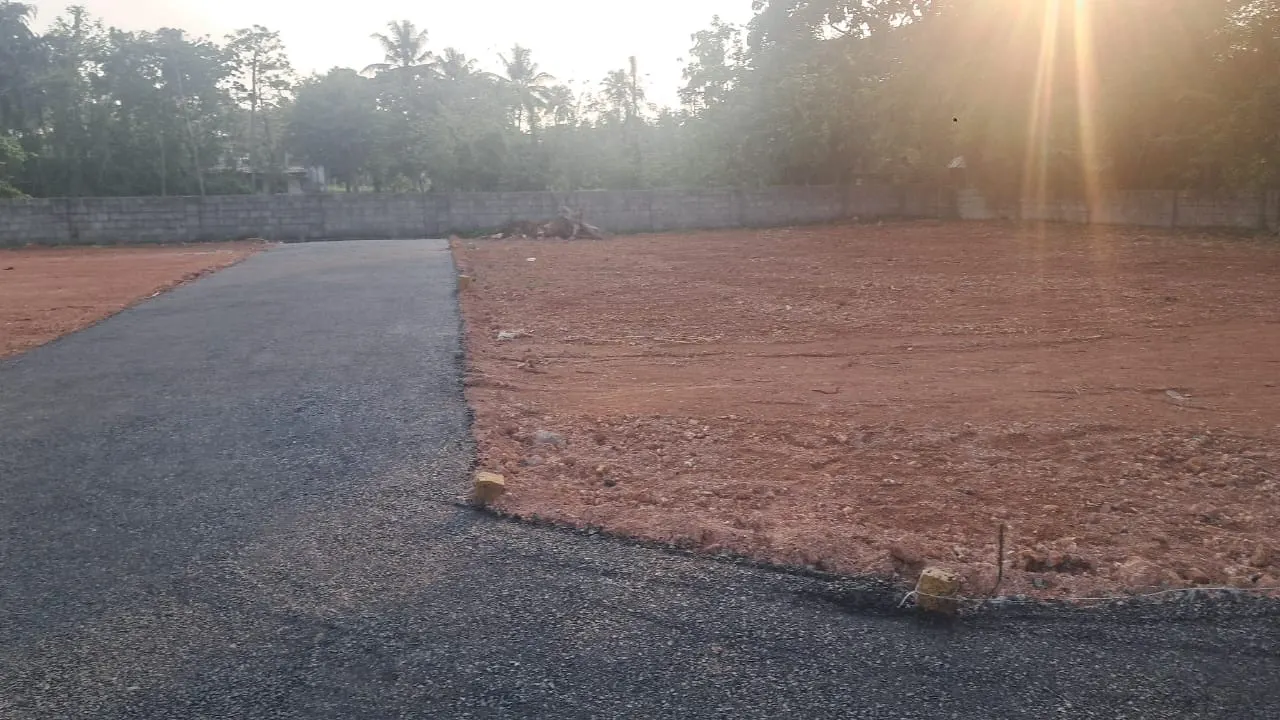 Mid Avenue - Vazhakkala, Kochi