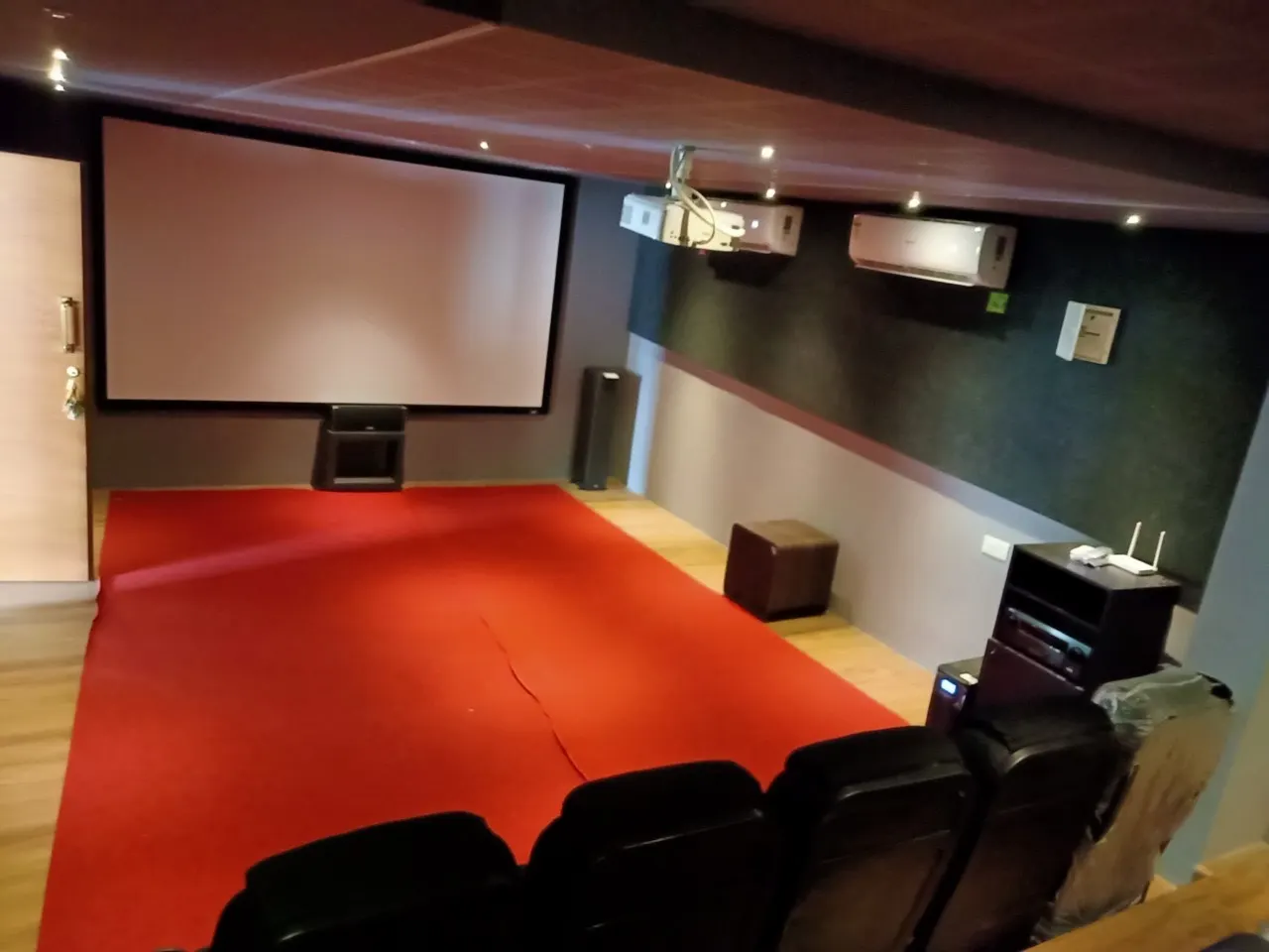 Sapthavarna Galaxy - Peringavu, Thrissur