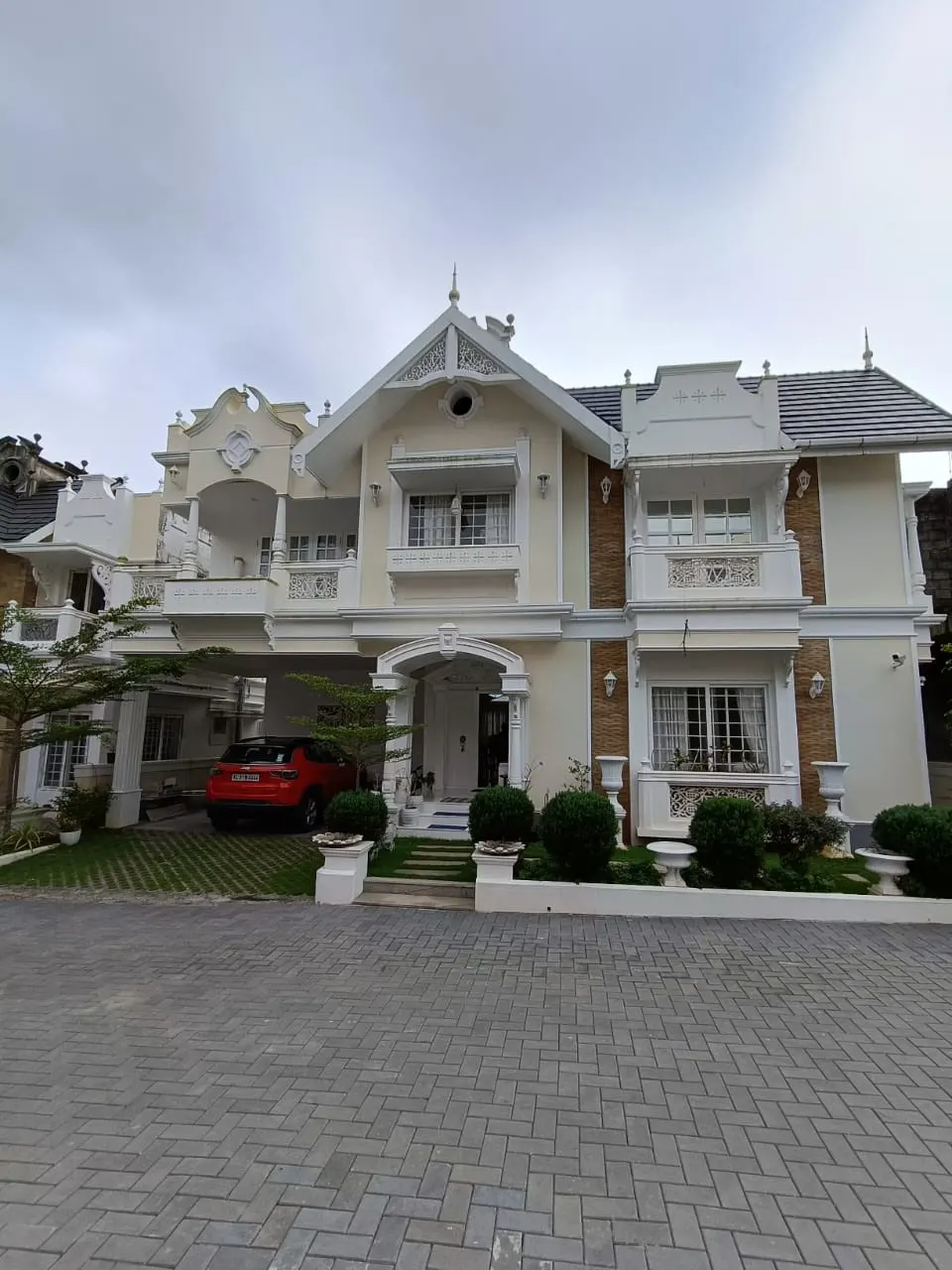 Travancore Grand County Neo Classic Villas - project image 2