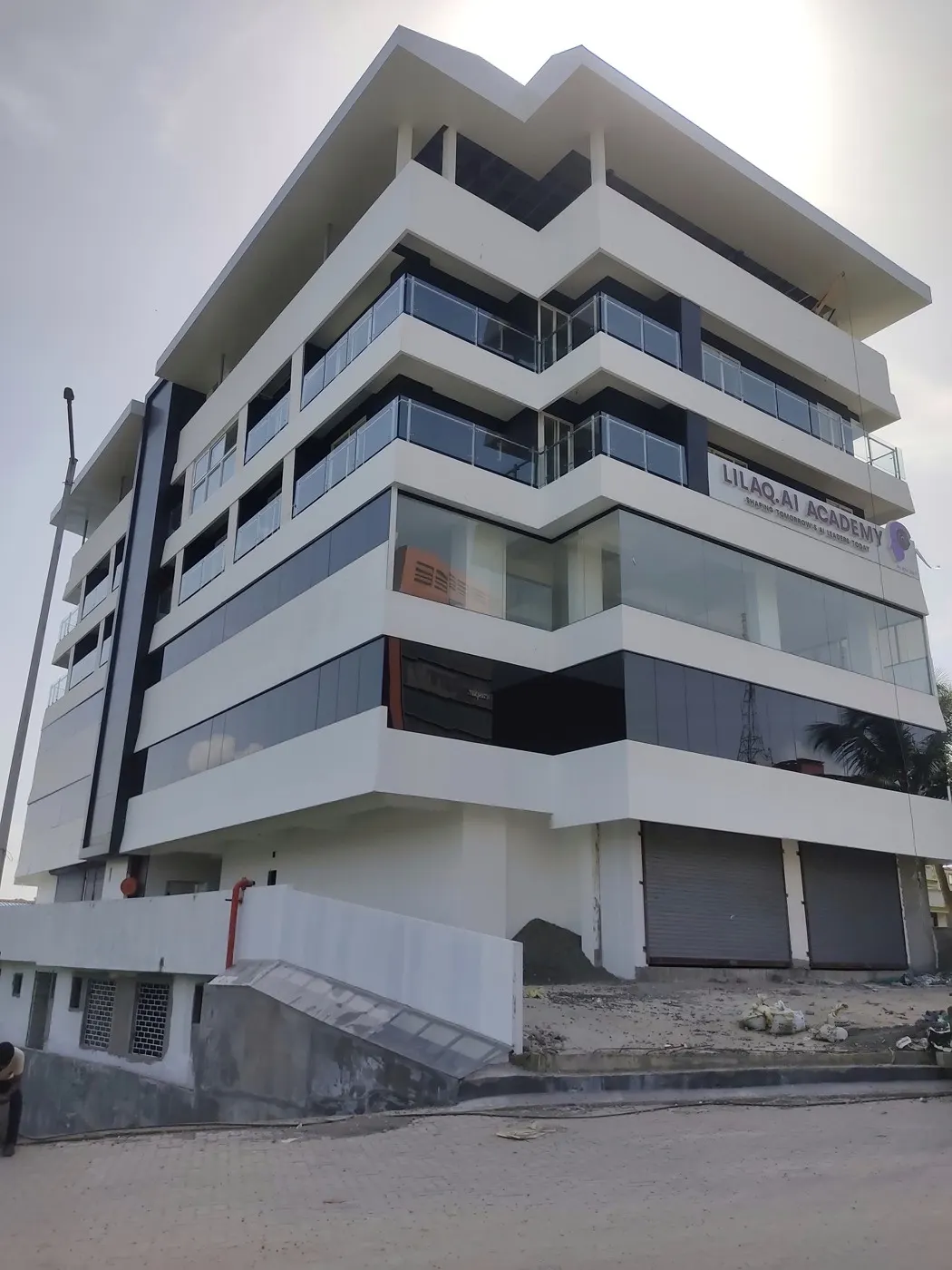 Veeyem Pentagon - project image 2